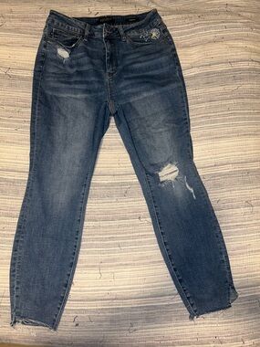 Judy Blue Distressed Dark Blue Skinny Jeans